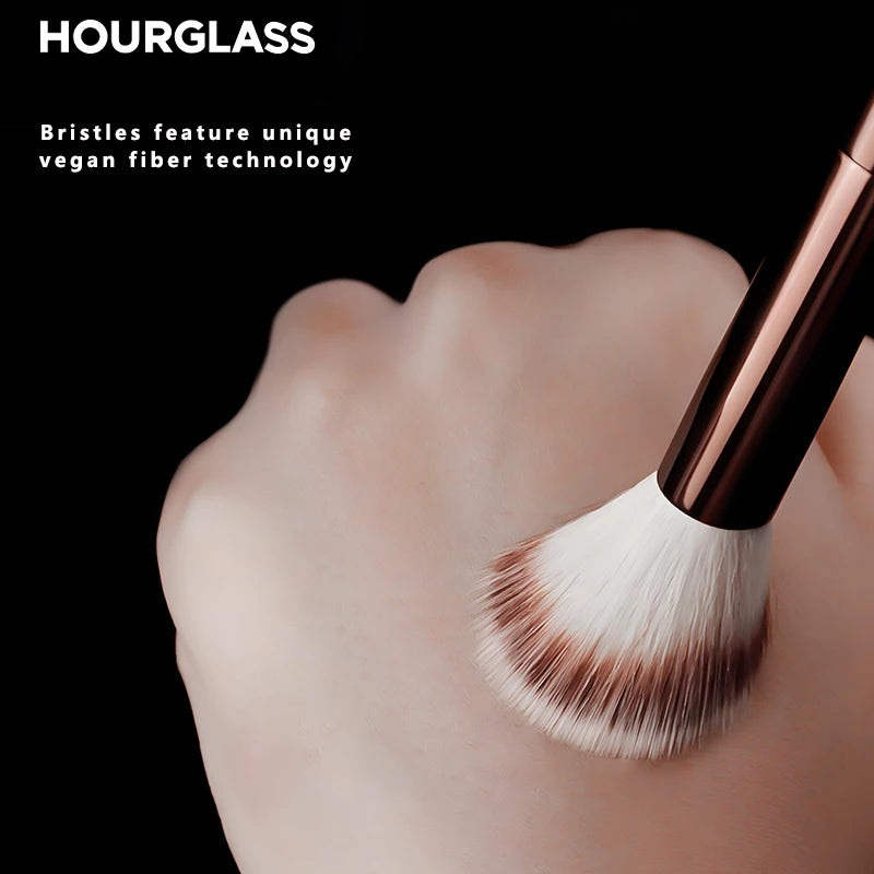 HOURGLASS No. 15 Liquid Blush Brush, Angled Contour Brush, Loose Powder Brush, Professional beauty tools